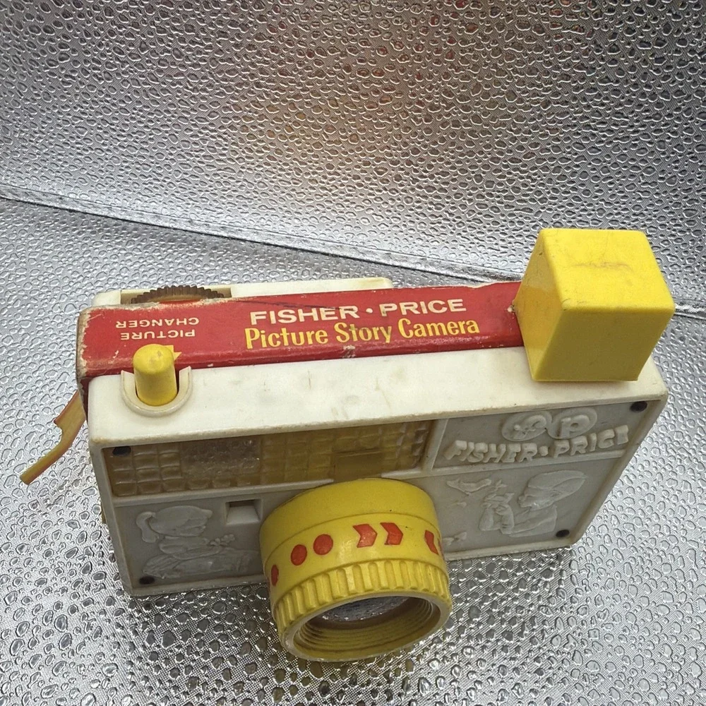 Vintage 1967 Fisher Price Picture Story Camera #784